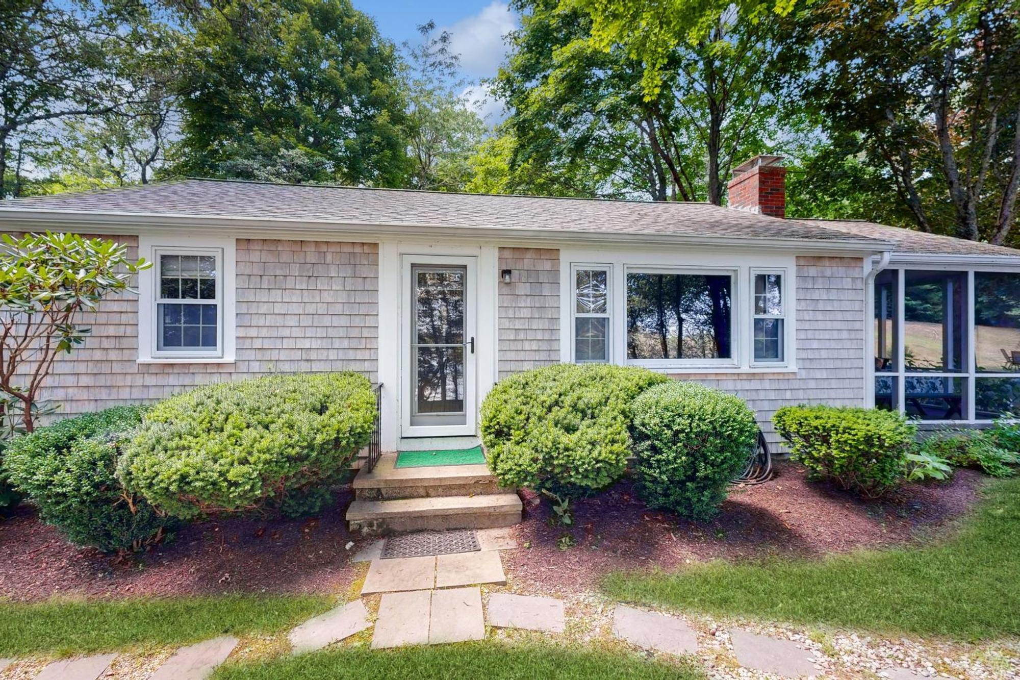 Pickerel Cove Cottage Mashpee Exterior photo